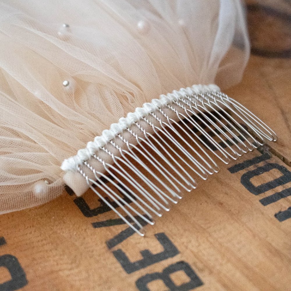 Pearl Veil Champagne Veil with Comb, Hip Length